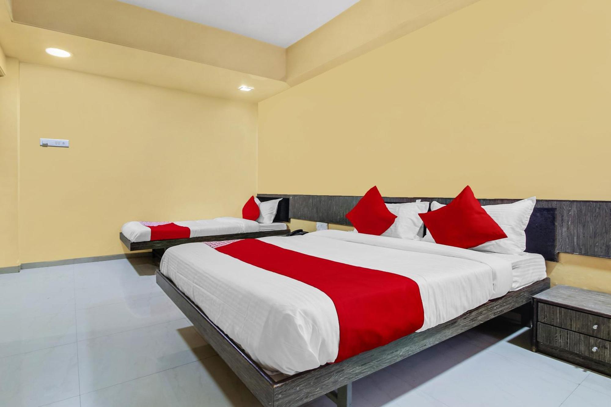 Hotel O Priyanka Residency Solapur Extérieur photo