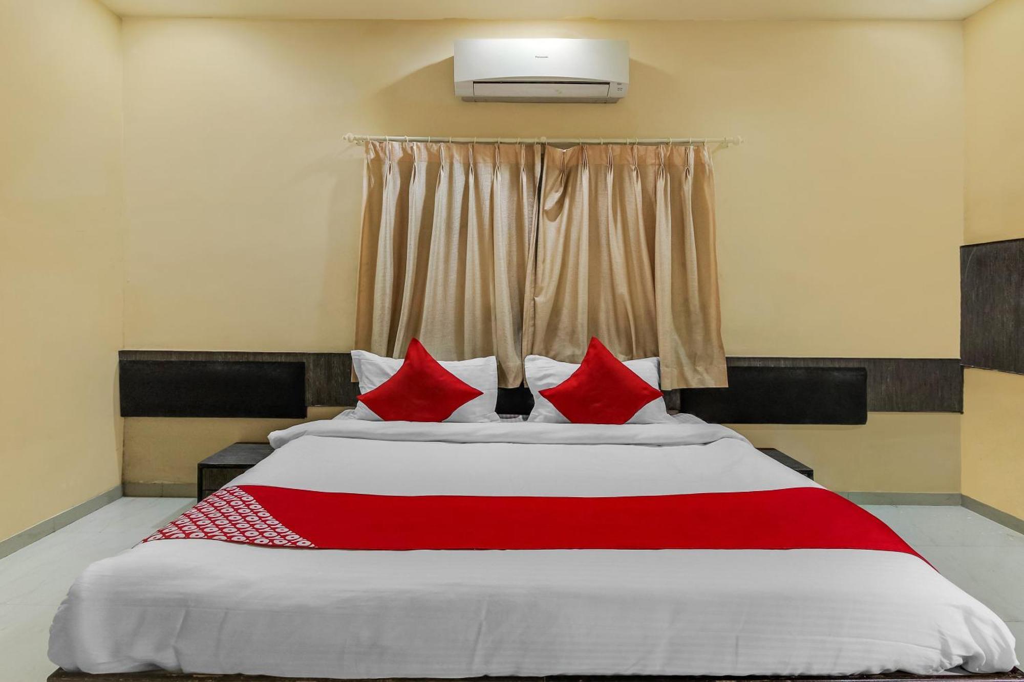 Hotel O Priyanka Residency Solapur Extérieur photo