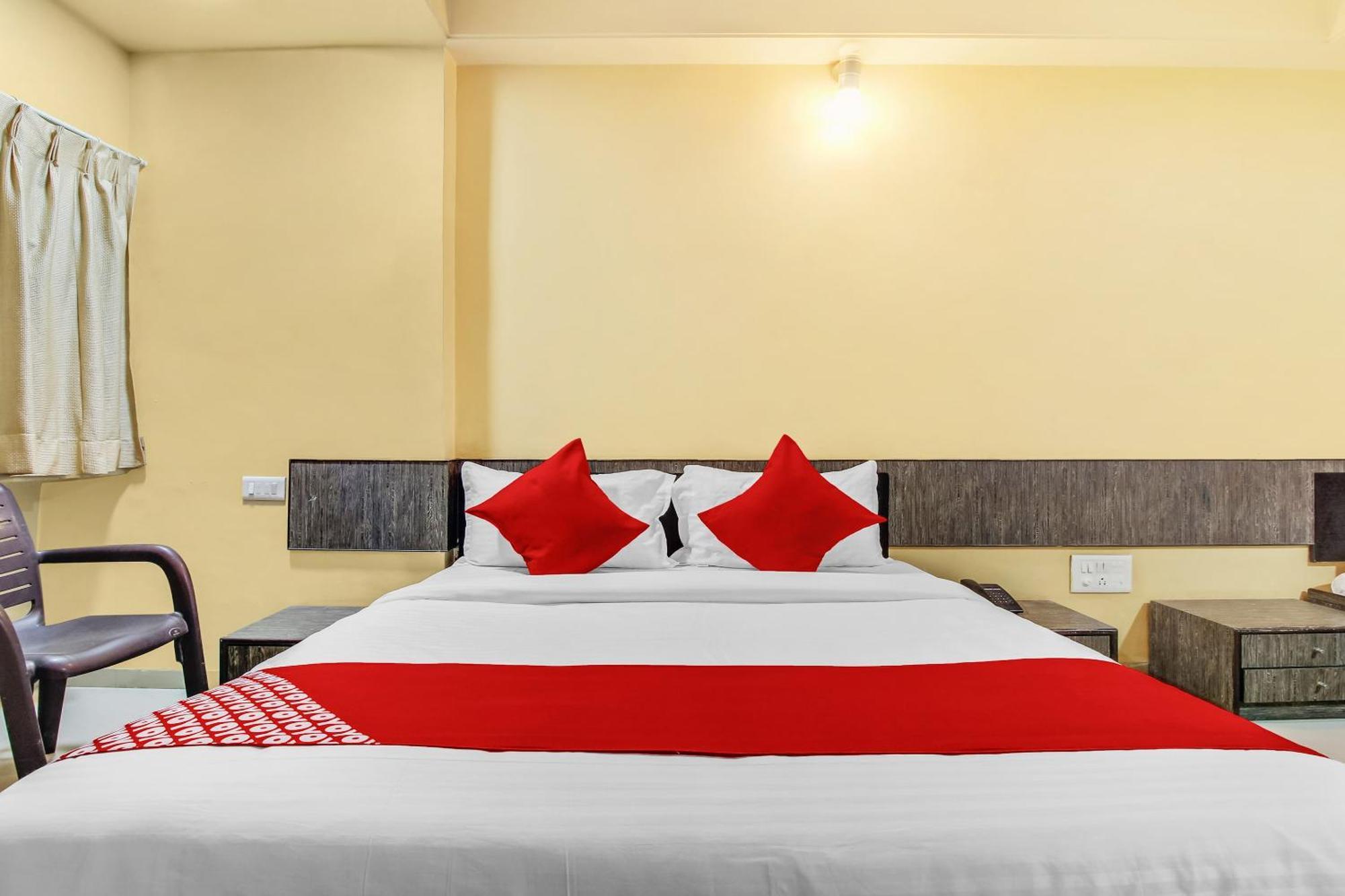 Hotel O Priyanka Residency Solapur Extérieur photo