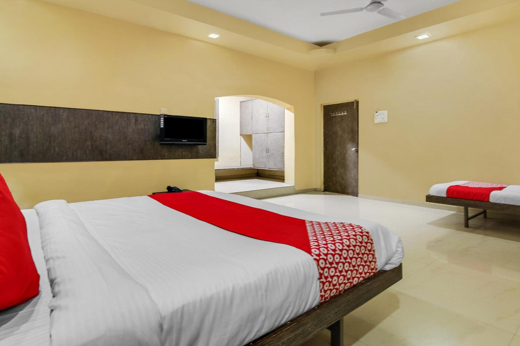Hotel O Priyanka Residency Solapur Extérieur photo