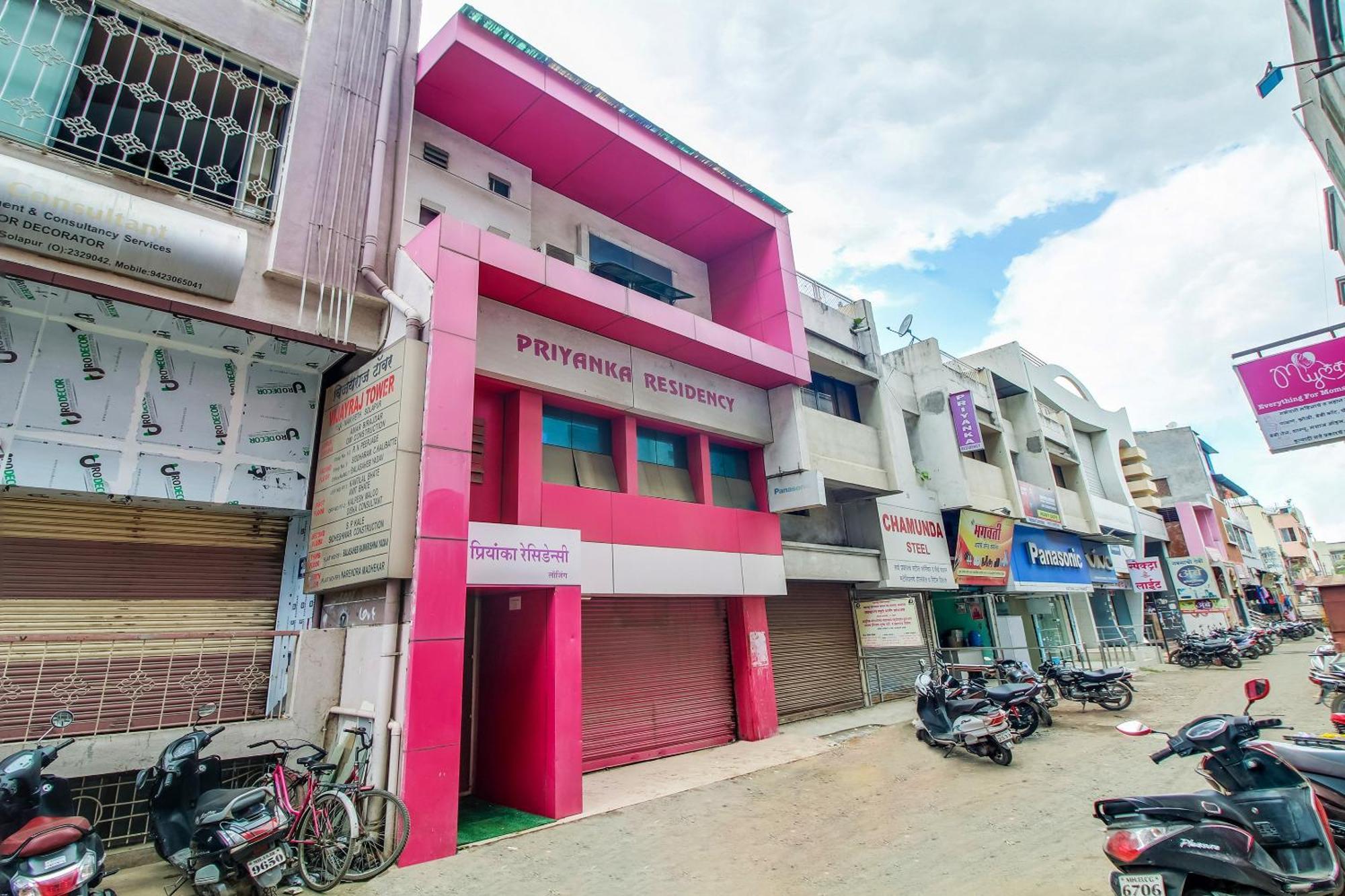 Hotel O Priyanka Residency Solapur Extérieur photo